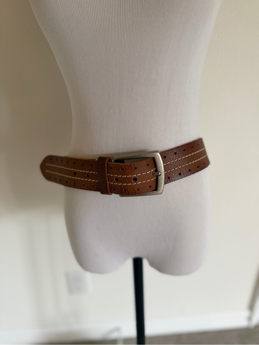 Vintage Fossil Brown Leather Belt with Silver Buckle